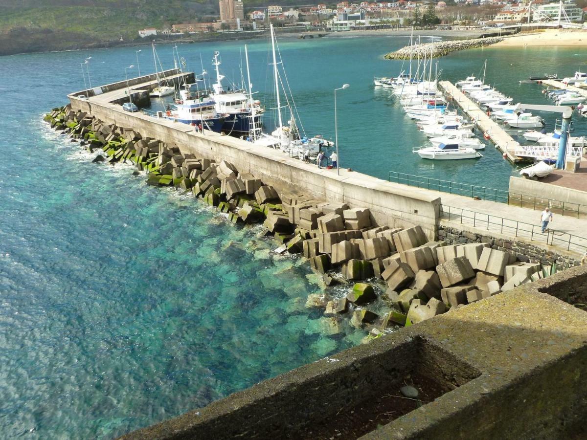 Apartment Machico Near The Beach Esterno foto