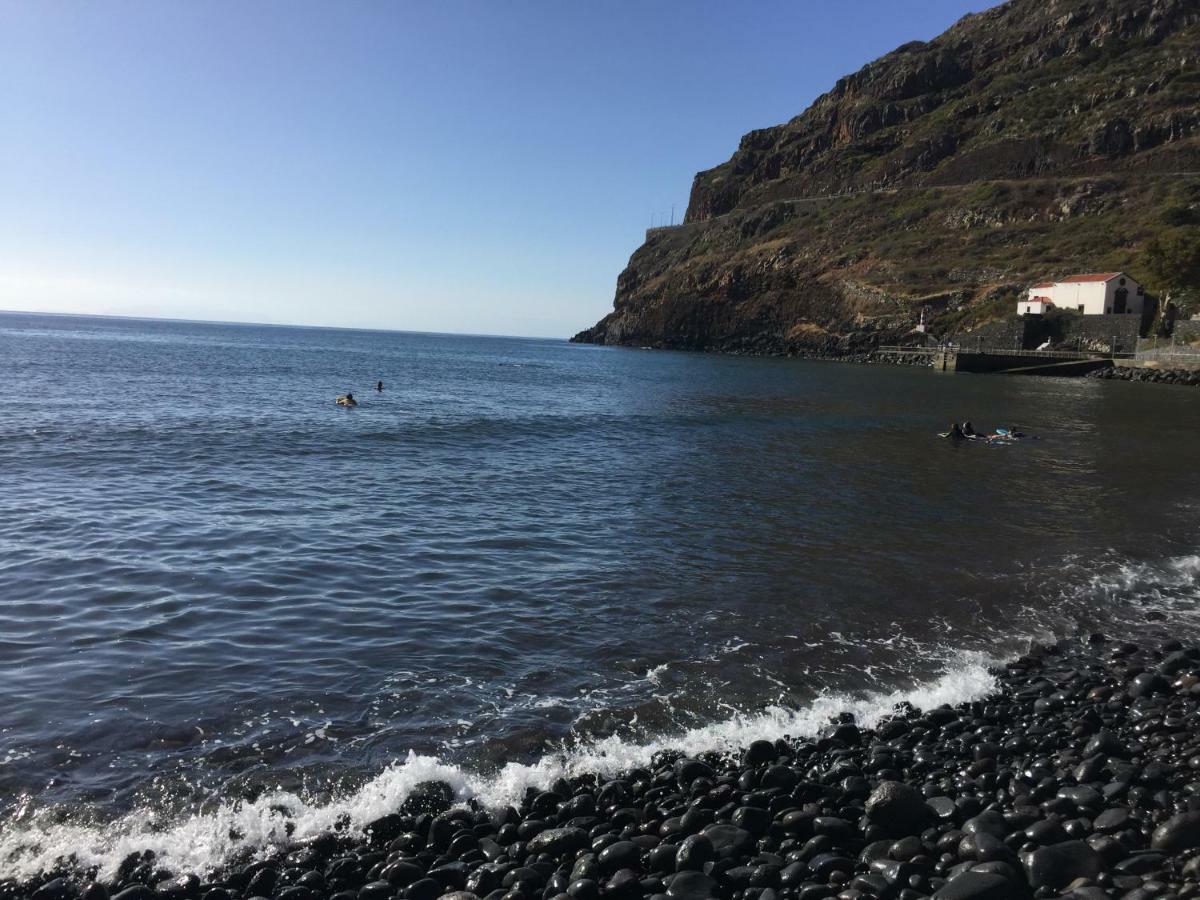 Apartment Machico Near The Beach Esterno foto